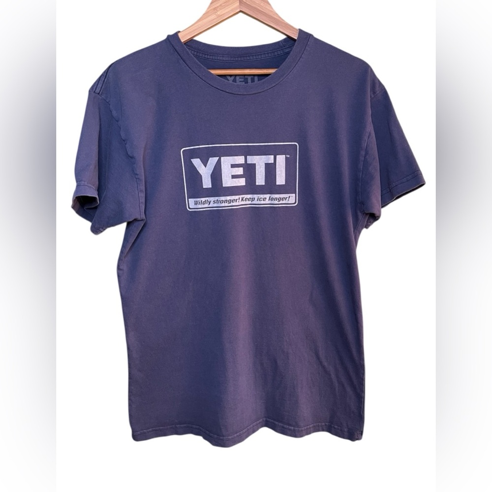 YETI Men's Classic Navy Tee Size Large